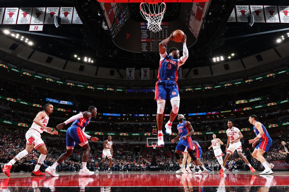 刺双双表现 刺双双表现