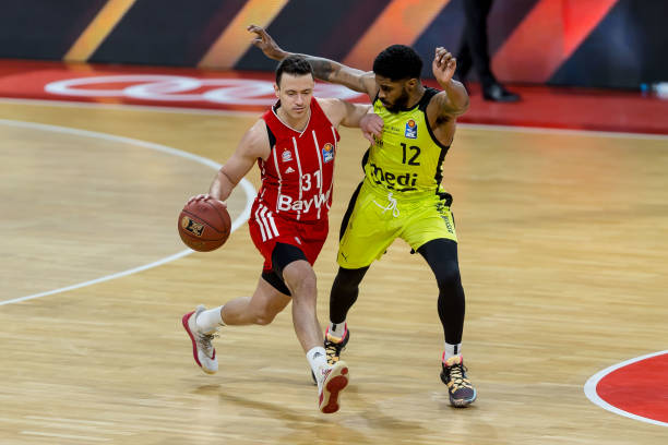 萨强大的阵 萨强大的阵