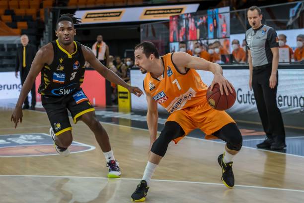 入了新的动 入了新的动