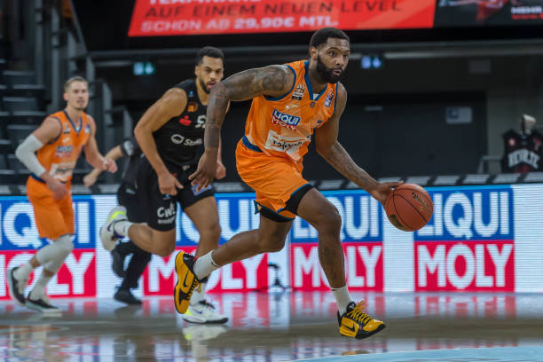 核心中场之 核心中场之